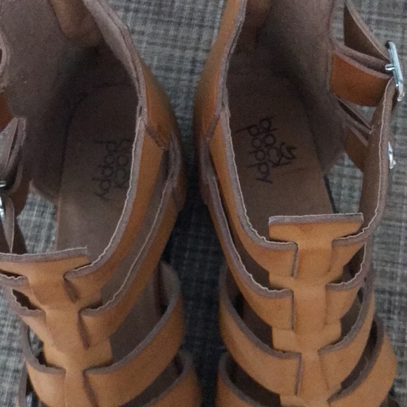 Pac Sun Gladiator Throw-back Sandals - Picture 4 of 4